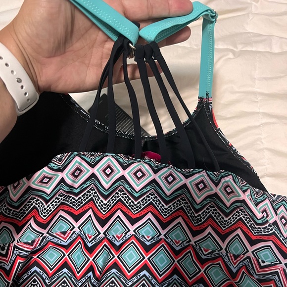 NWT size 24 swimsuit - Picture 3 of 4